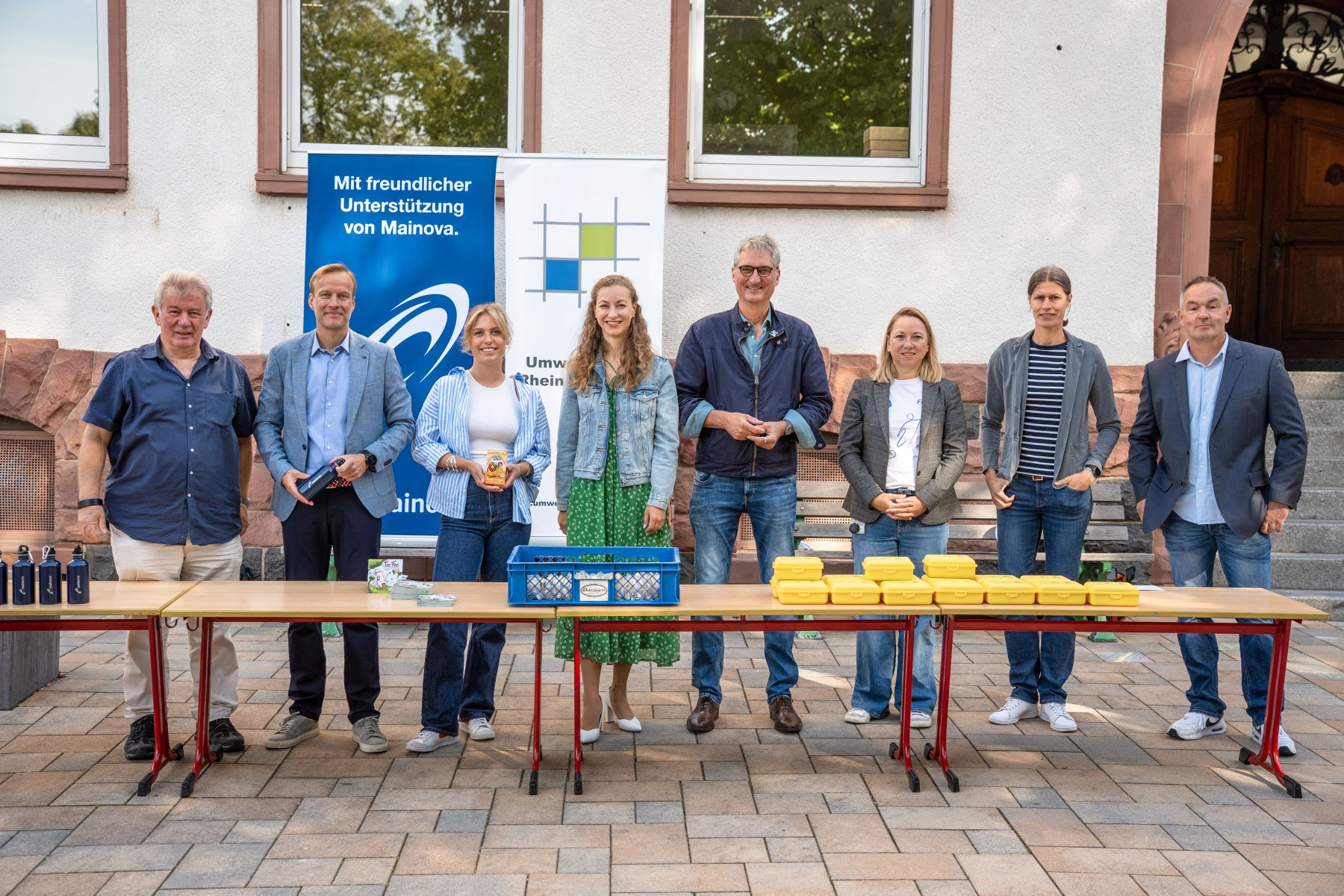 Übergabe in der Schule